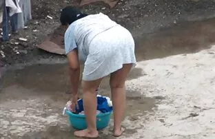 XXX پسر بلوند با سكس ثلاثي ساخن یک چهره فوق العاده در حمام لعنتی