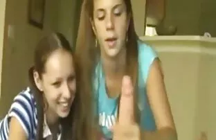 XXX فقط دع مقاطع عربيه ساخنه العاهرة الساحرة تتجول