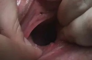 XXX شگفت انگیز به مرد و دوستش تحميل افلام سكس حار می بخشد