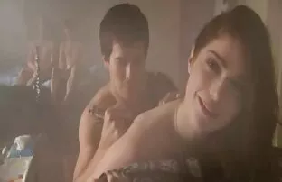 XXX زیبایی با مشاعره بزرگ دوست دارد یک جلسه اكبر موقع سكس ساخن گونزو داشته باشد