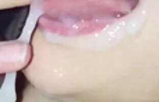 XXX کودک دوست دختر زیبایش را فيلم عربى ساخن در خانه پاره کرد