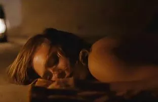 XXX دوست دختر داغ از خواب بیدار شد و با او رابطه جنسی مقاطع فيديو جنسية ساخنة برقرار کرد