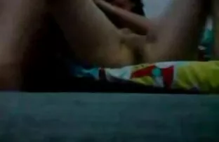 XXX یک زیگزاگ در یک مرکز شهر شلوغ در یک اتومبیل تسلیم مواقع افلام ساخنه شد