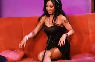 XXX رئیس دبیر فيديو سيكس ساخن بالغ و دستیار جوان خود را در محل کار می گشود